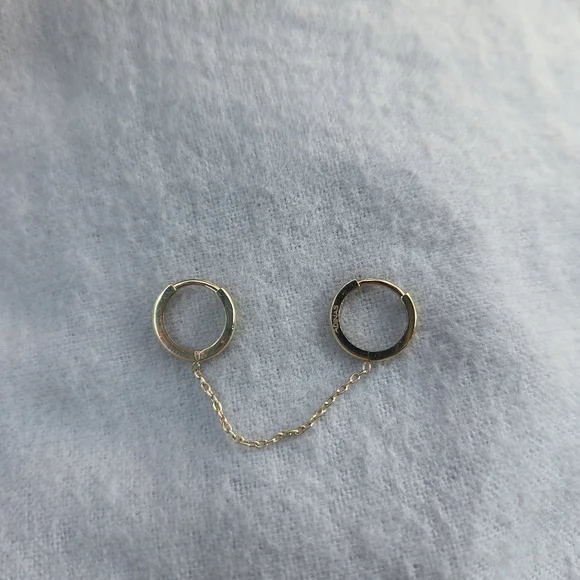 Solid Double Chain Huggie Earring 14K